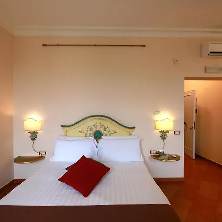 Bed & Breakfast Residenza Gens Julia 4*