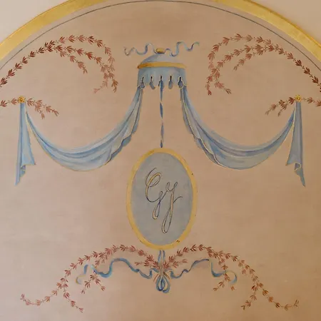 Frühstückspension Residenza Gens Julia 4*