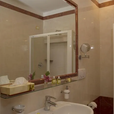 Residenza Gens Julia Frühstückspension Rom