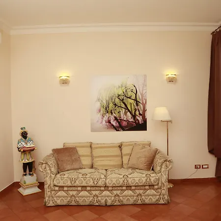 Residenza Gens Julia 4* Rome