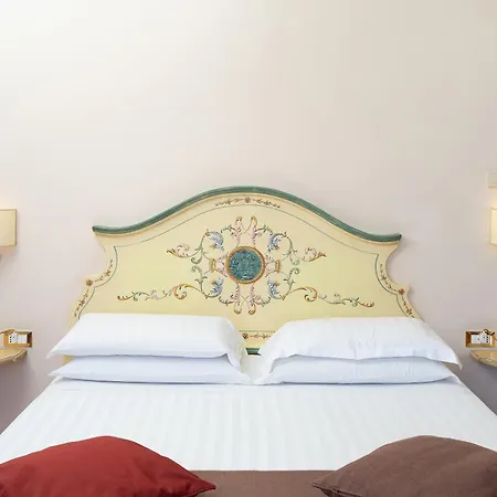 Residenza Gens Julia Bed & Breakfast Rome