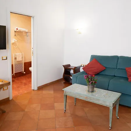Residenza Gens Julia Acomodação com café da manhã  4*