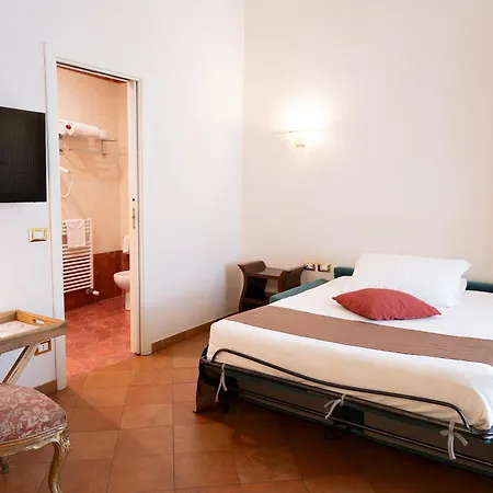 Residenza Gens Julia 4*