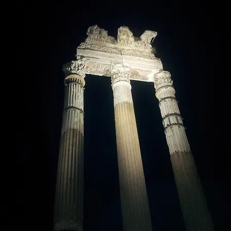 Residenza Gens Julia Panzió 2*