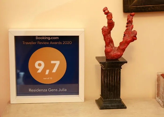 Residenza Gens Julia לינה וארוחת בוקר