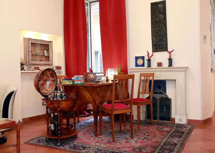 לינה וארוחת בוקר Residenza Gens Julia 4*