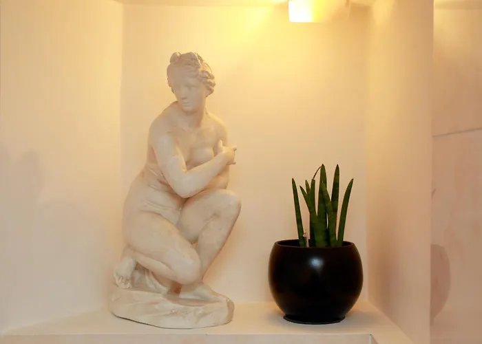 Residenza Gens Julia לינה וארוחת בוקר 4*