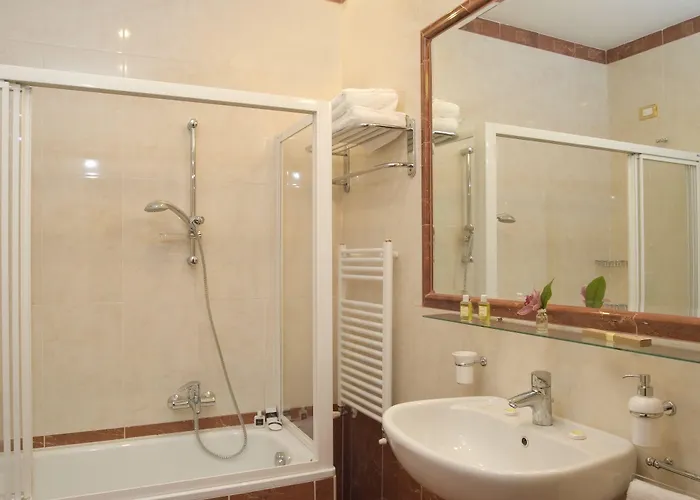 Residenza Gens Julia לינה וארוחת בוקר