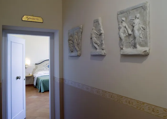 לינה וארוחת בוקר Residenza Gens Julia רומא