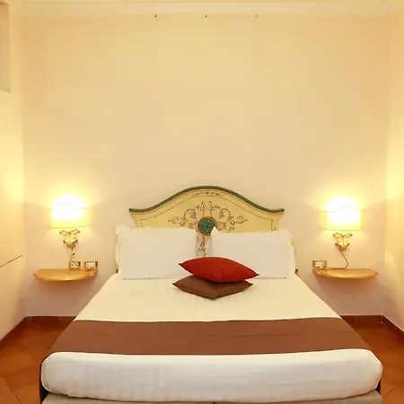 Residenza Gens Julia Bed & Breakfast 4*