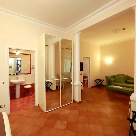 Residenza Gens Julia Roma