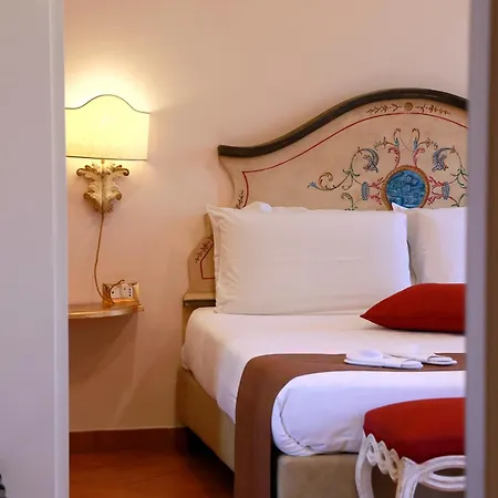 Bed & Breakfast Residenza Gens Julia 4*