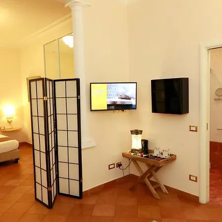 Residenza Gens Julia 4*