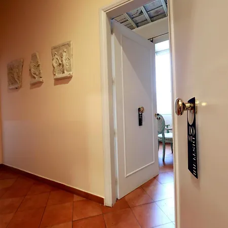 Residenza Gens Julia Bed & Breakfast 4*