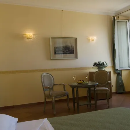 Residenza Gens Julia 4* Roma